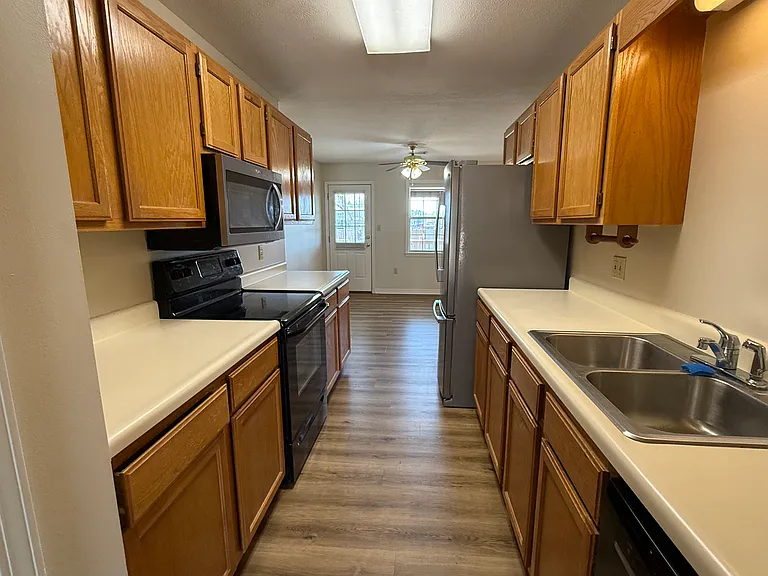 2601 Oak Meadow Pl — Photo 6