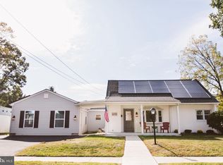 415 Hazel Ave, Folsom, PA 19033