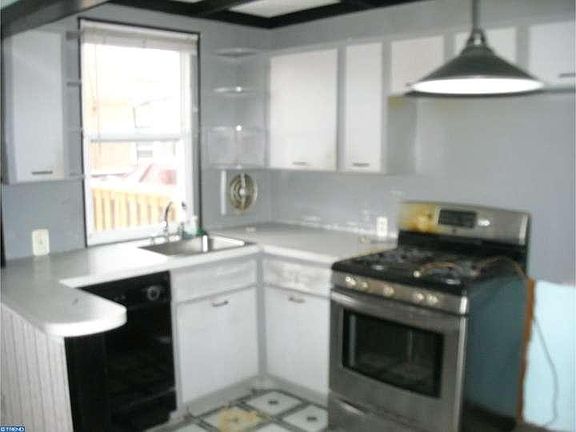 4th image of 6946 Eastwood St
