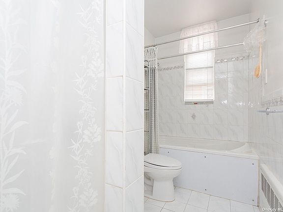 5th image of 335 Midwood St