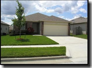 719 S Mahn Ave, Springfield, MO 65802