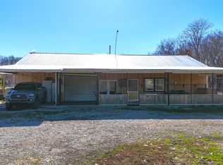 2849 Gentry Rd, Seymour, MO 65746