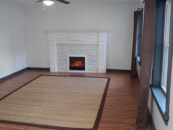 5th image of 203 Paul Ave N APT 4