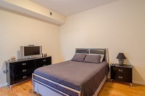 5th image of 100 Newkirk St APT 5G