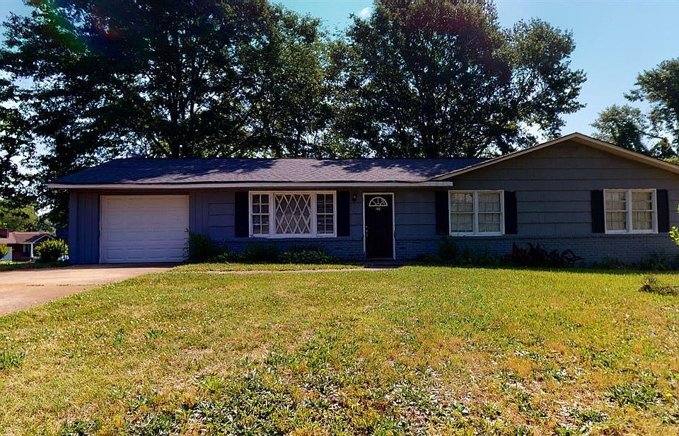 1st image of 224 Pinefield Dr #224