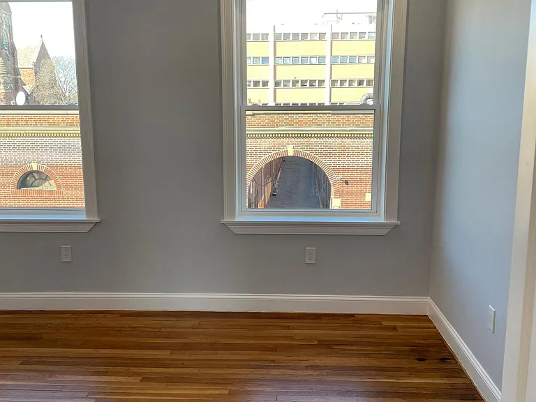 3 Alton Pl #2 — Photo 33