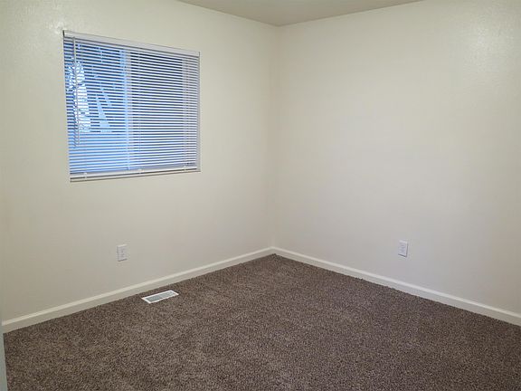 5th image of 406 N Michigan Ave #15