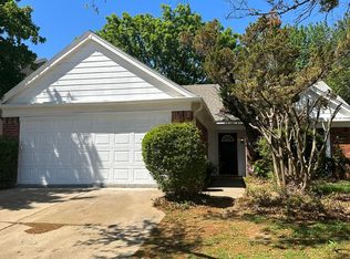 2600 Coldstream Dr, Fort Worth, TX 76123