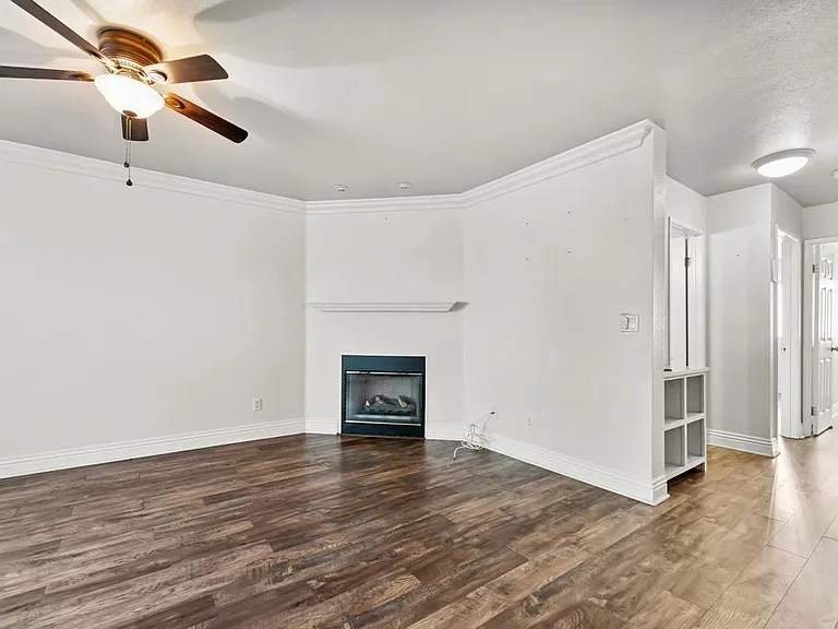 4775 Seminole Dr #105 — Photo 6