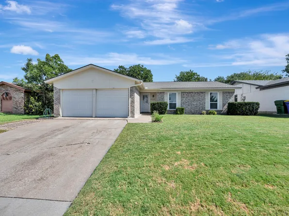 6453 Starnes Rd, Watauga, TX 76148