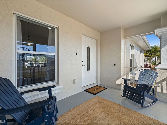 4th image of 844 NE 6th Pl