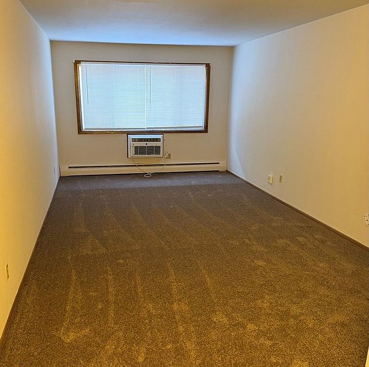 2nd image of 5143 N 76th St APT 4