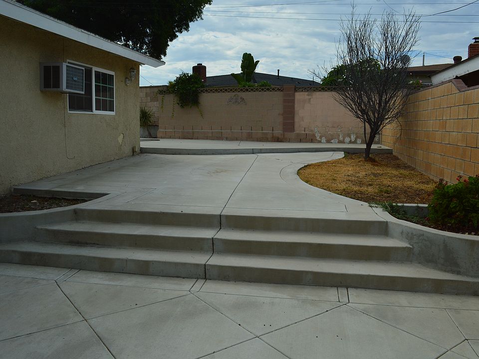 1st image of 10967 Arroyo Dr
