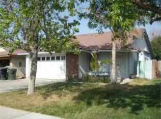 1929 Summertree Dr, Perris, CA 92571