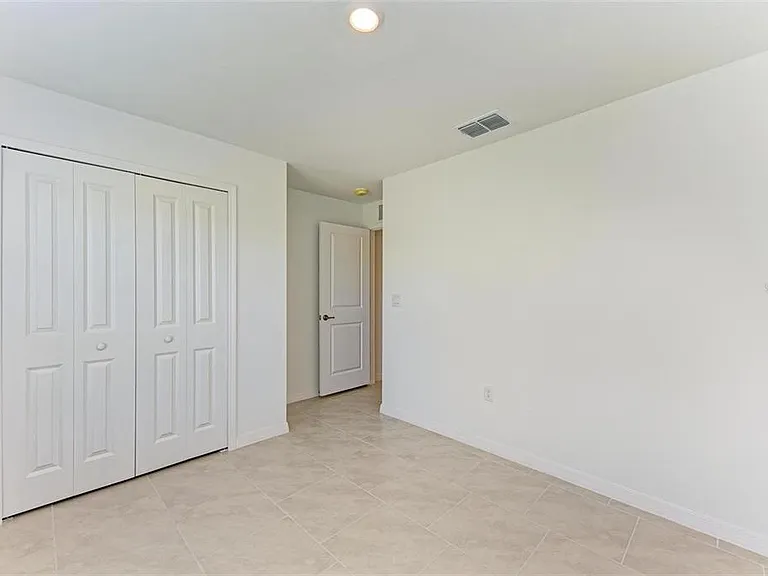 1207 Sheehan Blvd — Photo 15