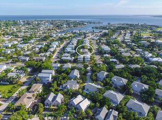 304 63rd St #A, Holmes Beach, FL 34217