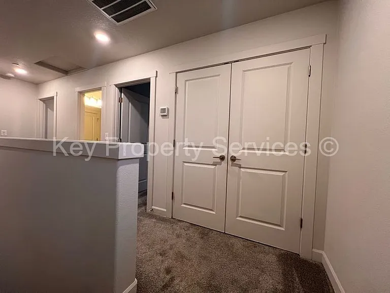 174 Loganberry Ct — Photo 10