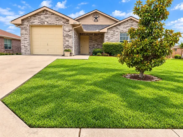 1605 Canary Island Ct, Dallas, TX 75217