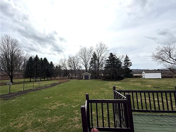 5th image of 512 Herkimer Rd