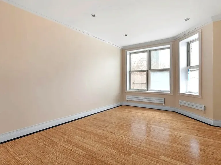 4536 11th St #1 — Photo 5