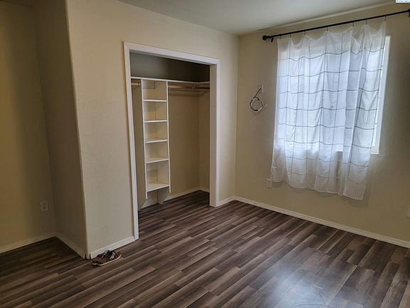 4th image of 910 N 5th St
