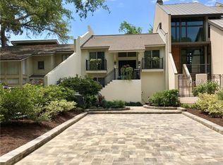5 Mizzenmast Ct, Hilton Head Island, SC 29928