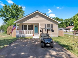 520 Jackson St, Colonial Beach, VA 22443