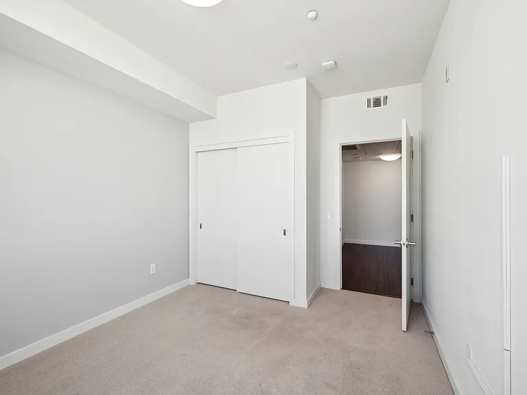 50 Jerrold Ave #305 — Photo 18