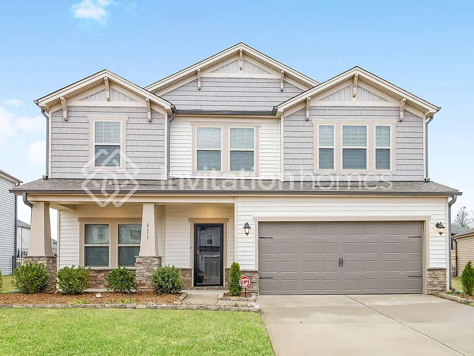 8617 Caruthers Dr