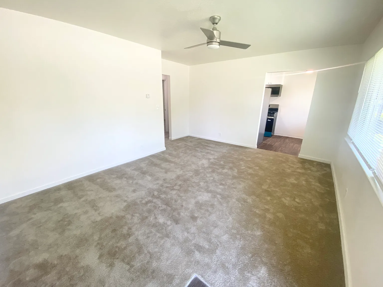 2 bed, 700 sqft, $2,650 — Photo 4