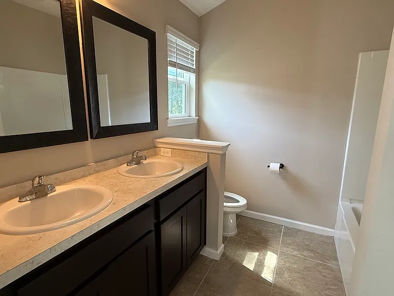 4019 Pine Hill Point #1 — Photo 9
