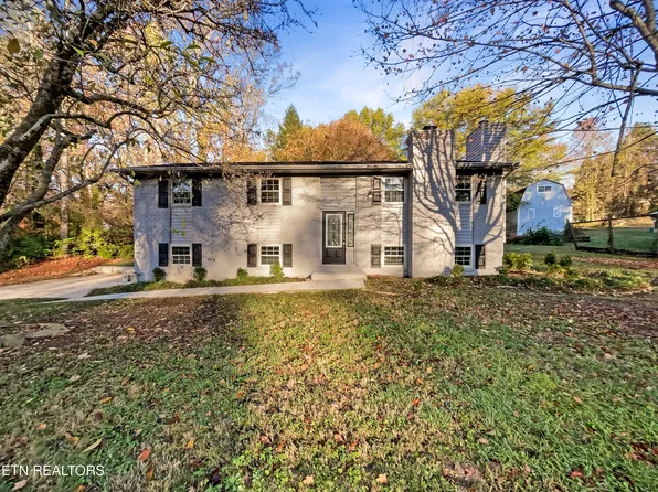 6510 W Garwood Cir, Knoxville, TN 37918