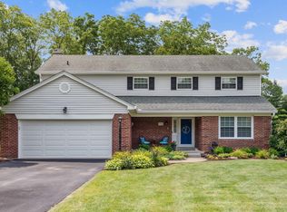 2325 Donnington Ln, Cincinnati, OH 45244