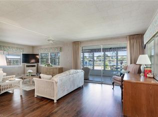 495 Riviera Blvd W, Naples, FL 34112