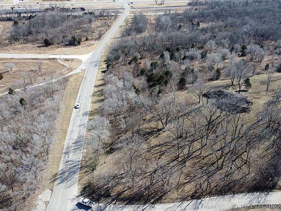 3rd image of 15501 E Spencer Creek Rd