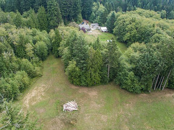Rear pasture looking back towards home