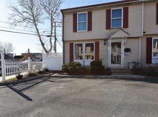 90A Commerce St, Perth Amboy, NJ 08861