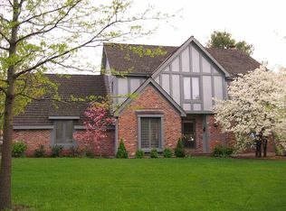 12724 Sagamore Rd, Leawood, KS 66209