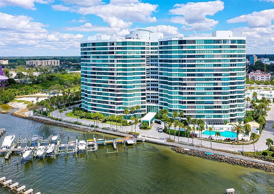 1st image of 888 BLVD OF THE ARTS #1806