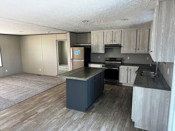 3rd image of 163 Indian Valley Rd