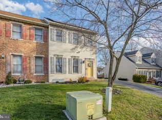 35 Beech Ln, Elizabethtown, PA 17022
