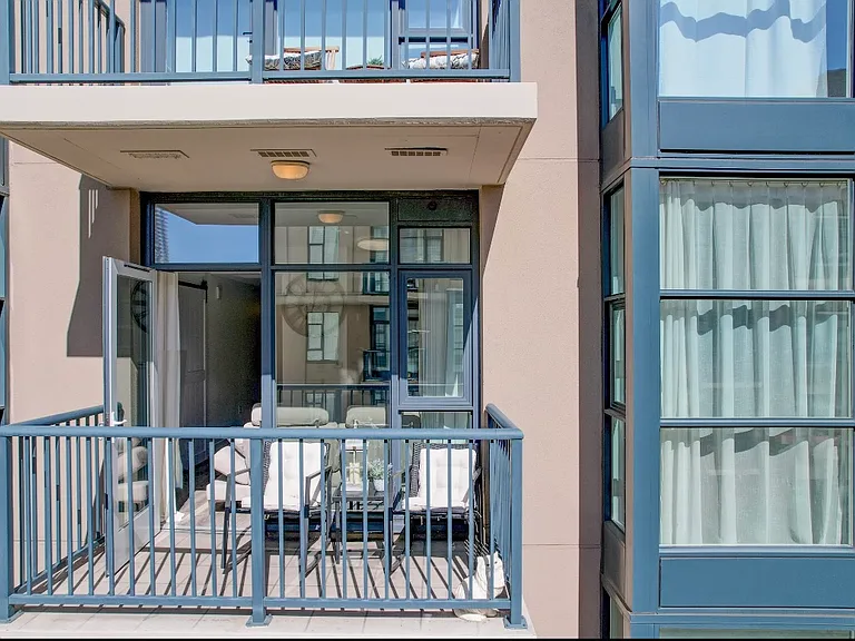 530 K St #518 — Photo 11
