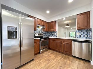 3948 NW 77th Ave, Hollywood, FL 33024