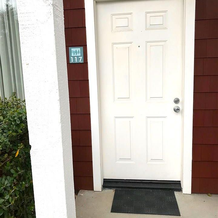 1st image of 117 Marina Lakes Dr