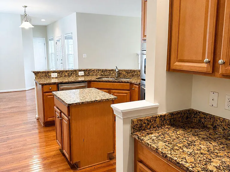 12489 Pfitzner Ct — Photo 10