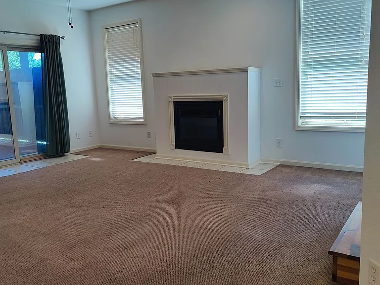 204-206 White River Dr — Photo 8