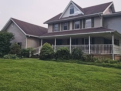 18608 Falls Rd, Hampstead, MD 21074