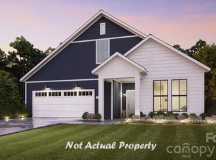 245 Alenda Lux Cir, Mooresville, NC 28115