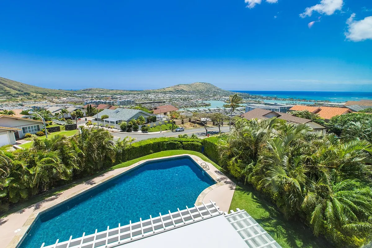 Building Photo - 915 Kahauloa Pl