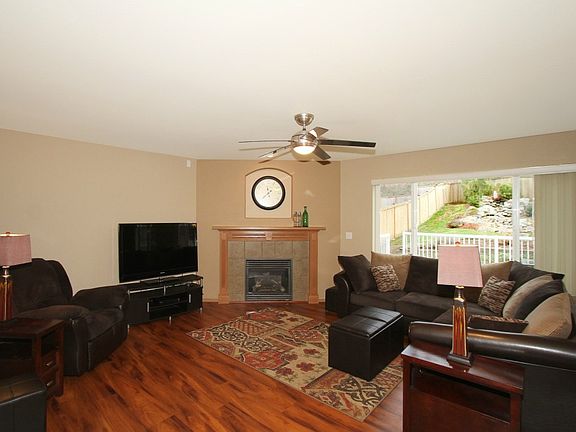 2nd image of 25722 163rd Ave SE